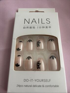 Press on Nails Medium length
